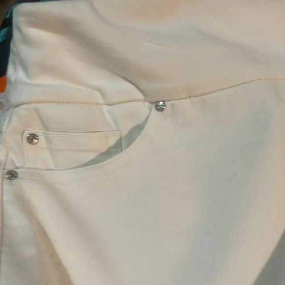 S.C. & CO Ladies' Denim Skort NWT Size XXL - Picture 5 of 9